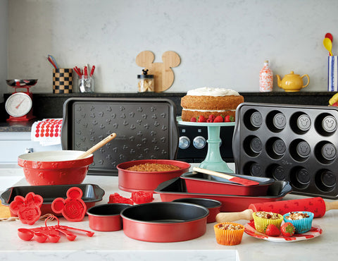 Making it Easy with Fun and Functional Bakeware
