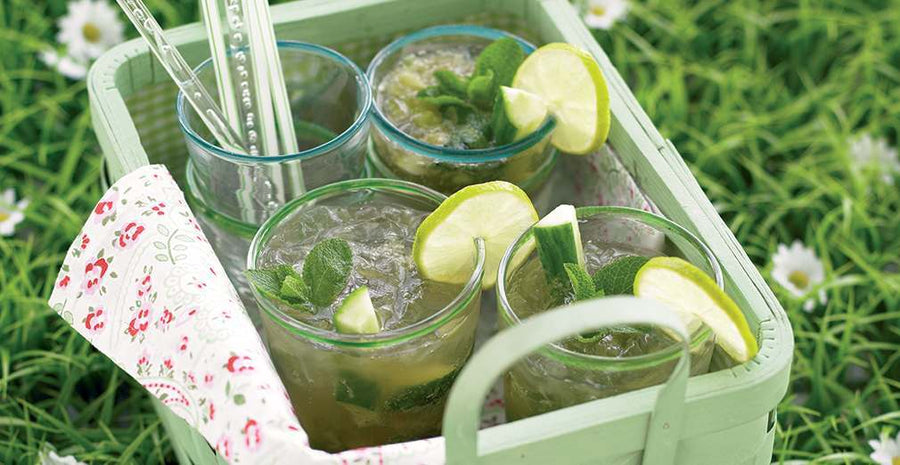 Refreshing summer mocktails in a box