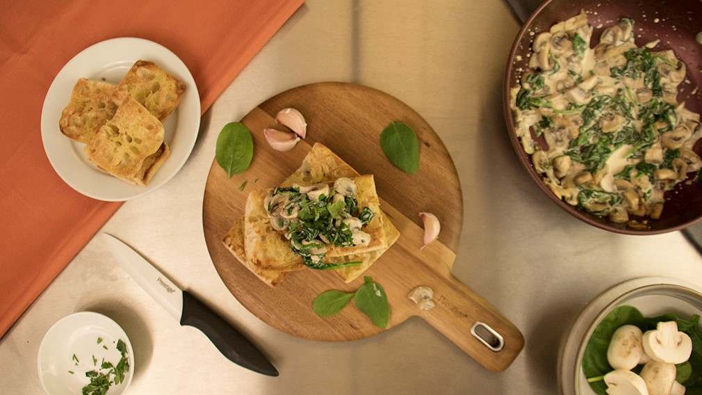 10 Minute Recipes - Creamy Garlic Mushroom & Spinach Ciabattas