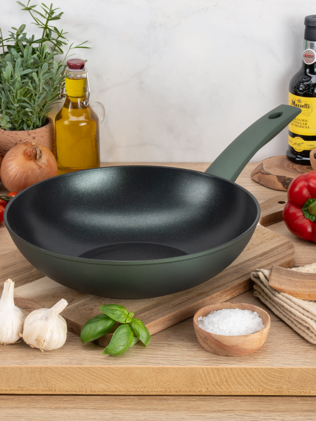 Earth Friendly: Non-Stick Induction Wok - 28cm