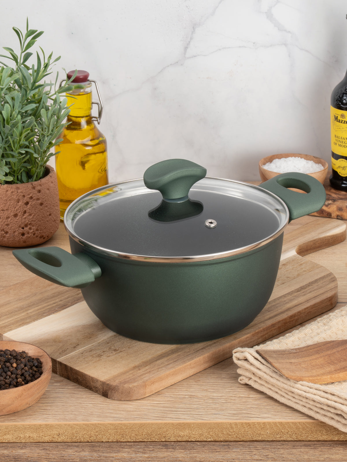 Earth Friendly: Non-Stick Induction Stockpot & Lid - 4.4L/24cm