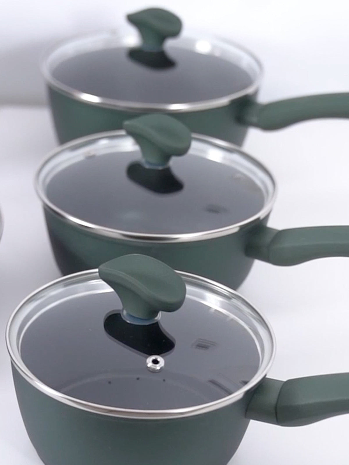Earth Friendly: Non-Stick Induction Saucepan & Lid Set - 3 Pieces