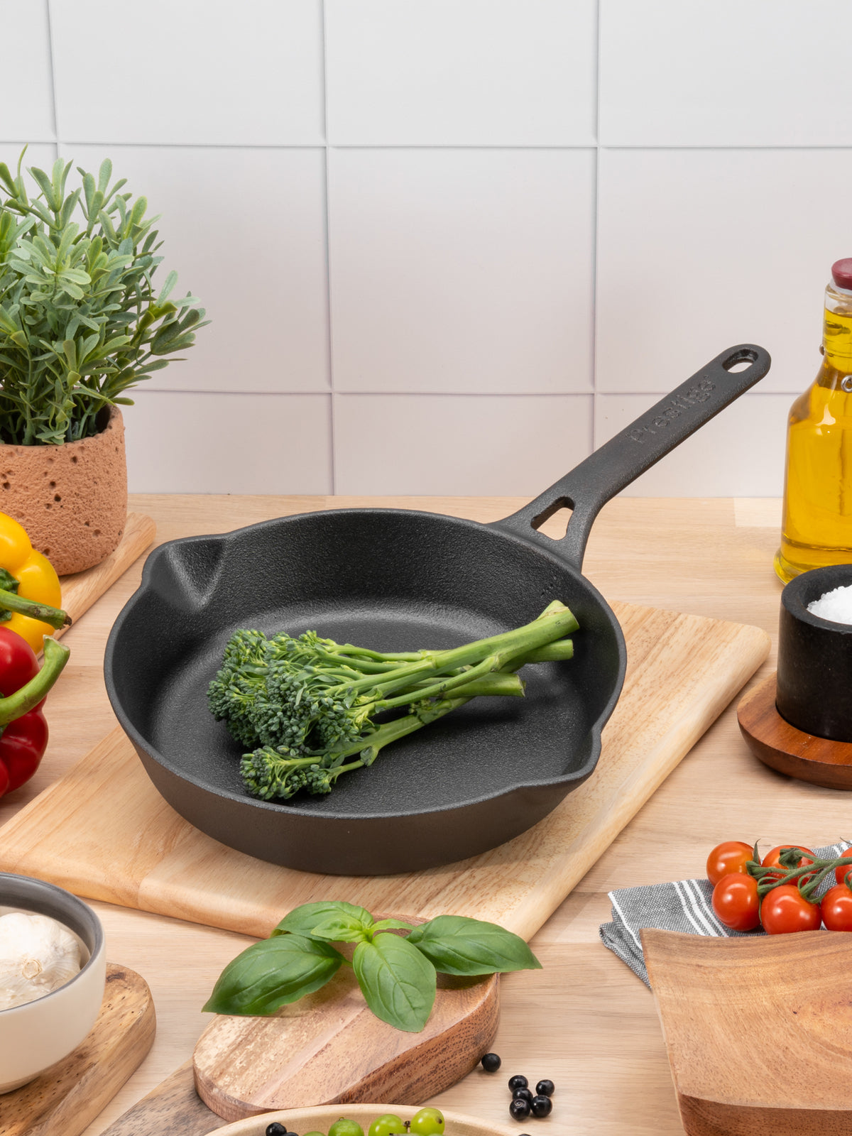 Cast Iron: Frying Pan - 22cm